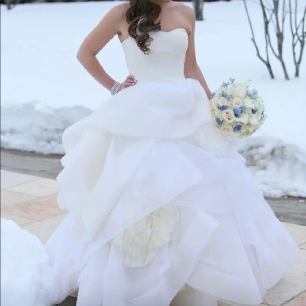 Vera Wang ‘Katherine’ Dress!